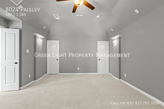 Building Photo - 8024 Paisley-