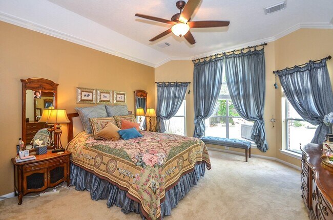 Building Photo - 12306 S Shadow Cove Dr