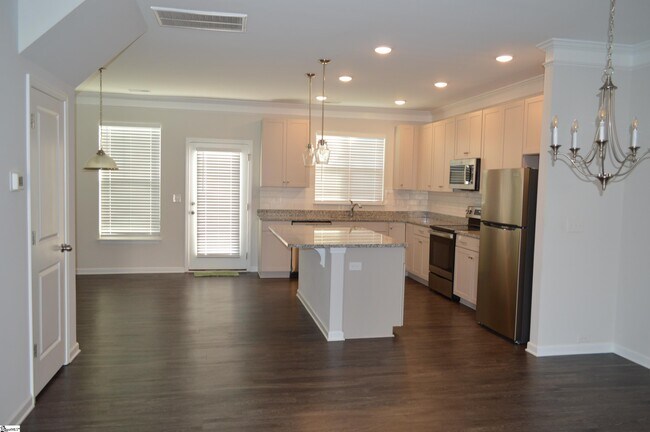 Building Photo - 161 Xander Dr