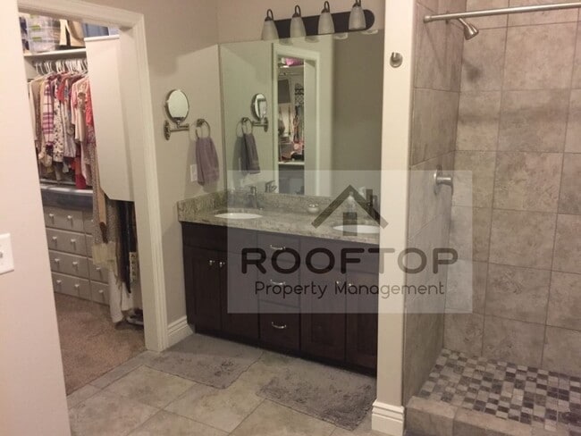 Building Photo - 676 S 150 E