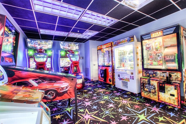 Building Photo - 16819 Front Beach Rd