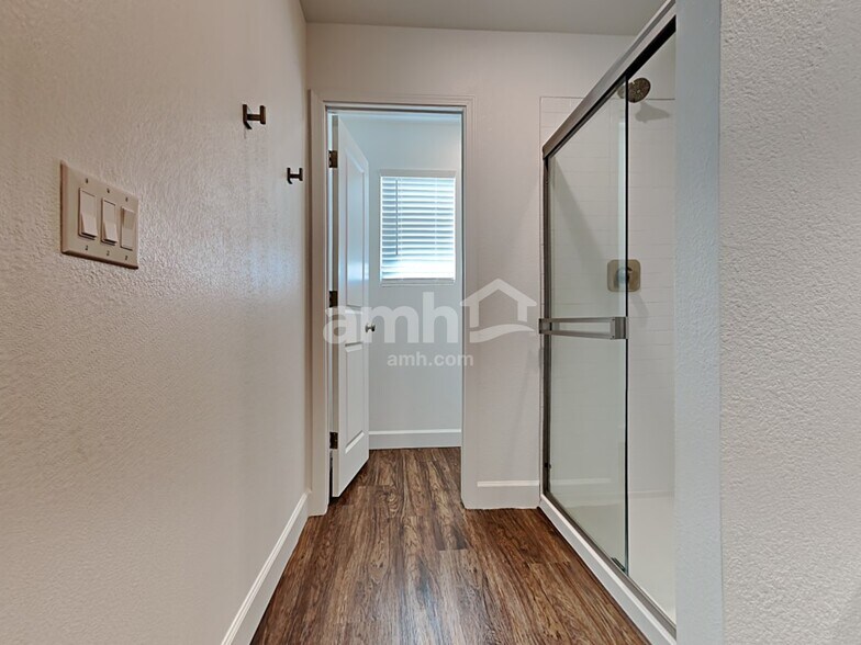 Building Photo - 9121 S Conquistador St