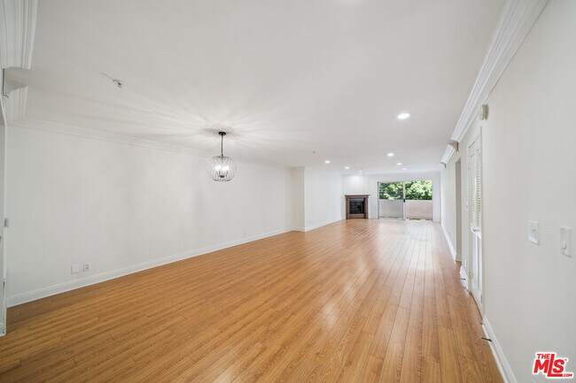 Building Photo - 1508 Greenfield Ave
