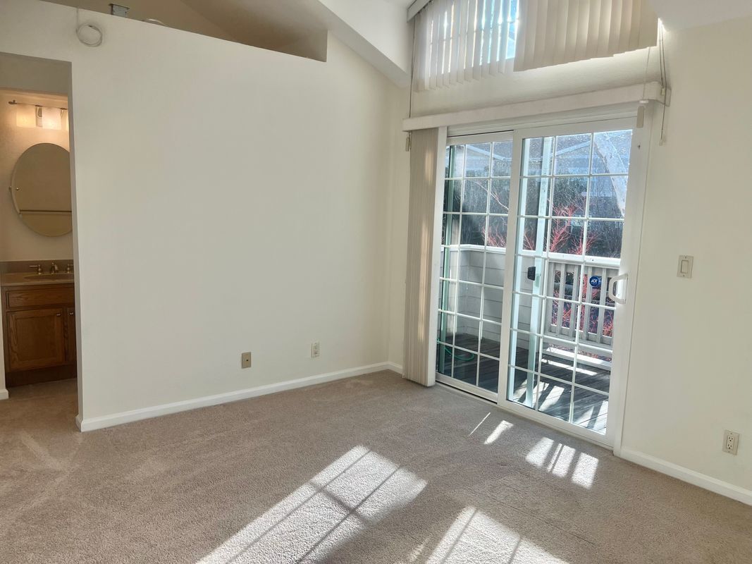 Building Photo - 5601 Baldwin Way