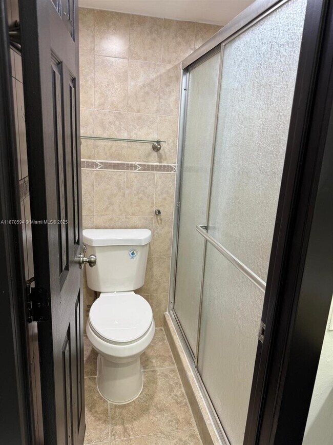 Building Photo - 6921 SW 129th Ave