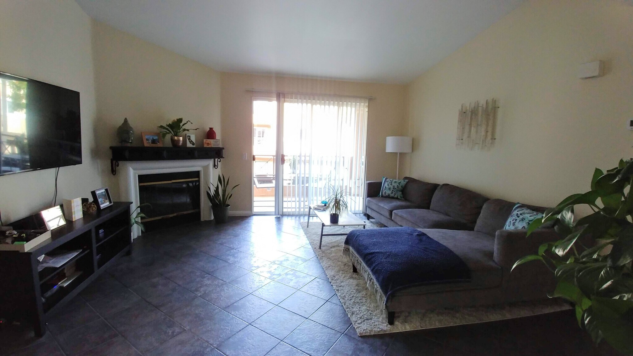 Building Photo - 6981 Ballena Way