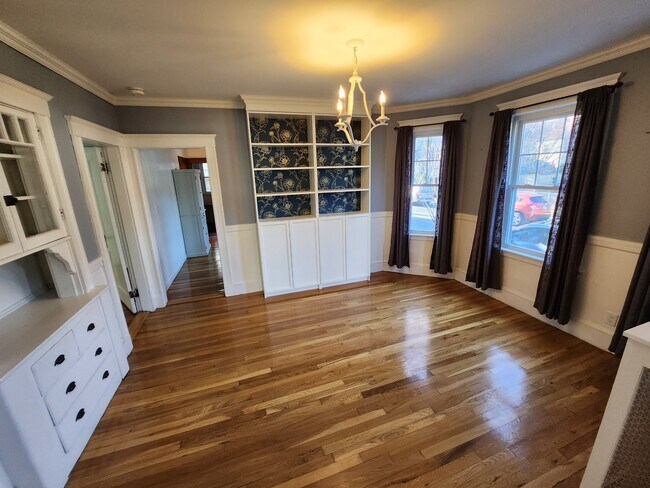 Building Photo - 76 Dudley St