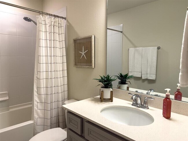 Building Photo - 5640 Pineland Run