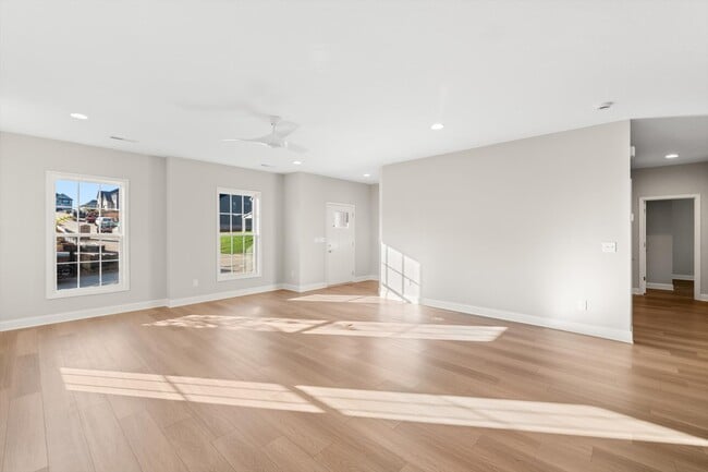 Building Photo - 8556 Yellow Aster Rd