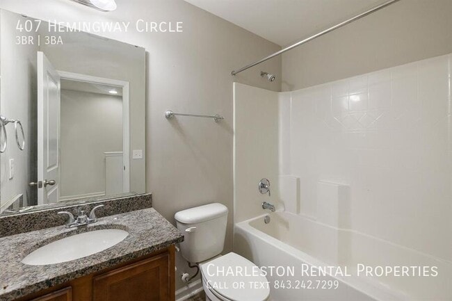 Building Photo - 407 Hemingway Cir
