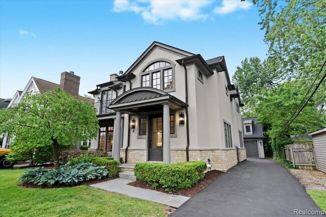 Building Photo - 1897 Norfolk St