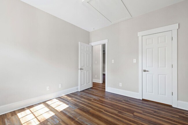 Building Photo - Beautifully Built Ranch Home in Desirable ...