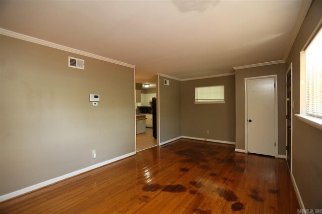 Building Photo - 312 Wedgewood Rd
