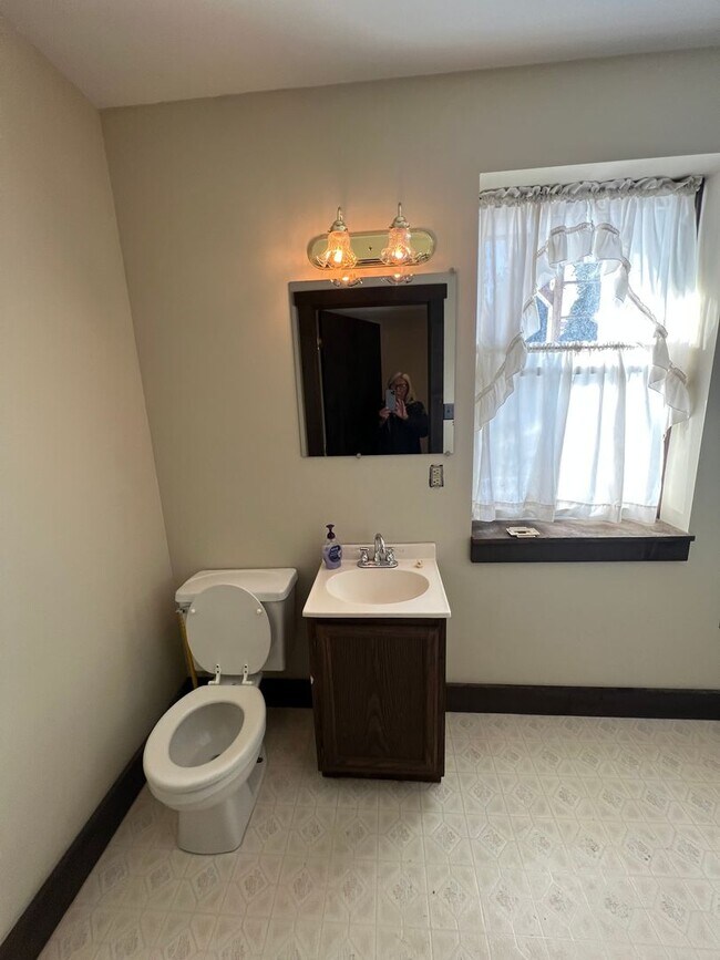 Building Photo - E Liberty/ S Bedford