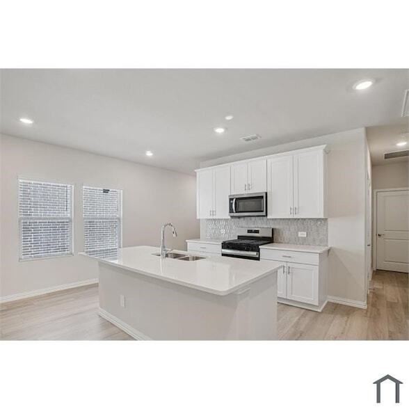 Building Photo - 6004 Alderton Dr