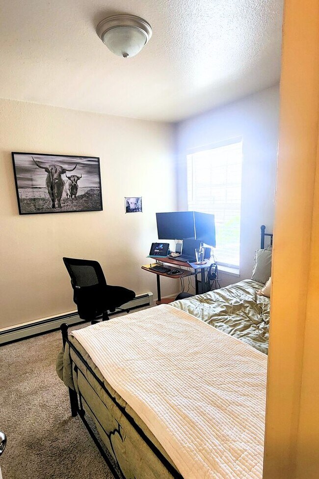 Building Photo - 3 Bed/2 Bath Home in Orchard Mesa with Fen...