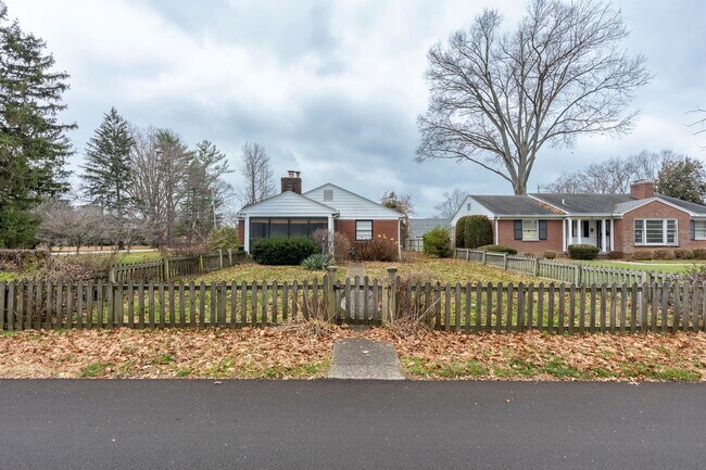 Building Photo - 4225 Rudy Ln