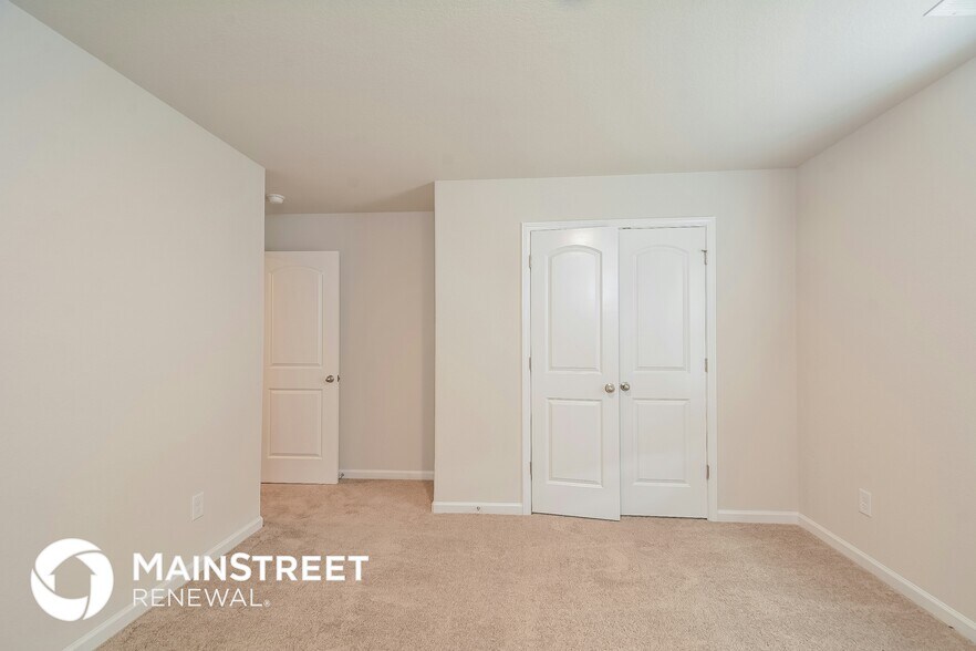 Building Photo - 348 Gourd St