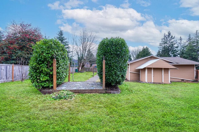 Building Photo - 629 212th St SW