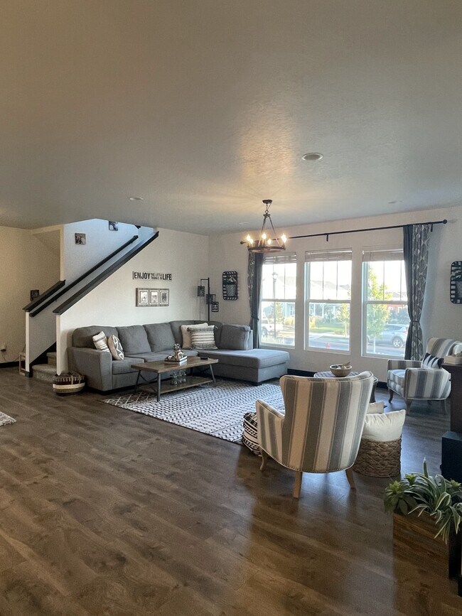 Building Photo - 11366 Sandbank Way