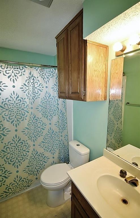 Building Photo - 6506 Impala Dr