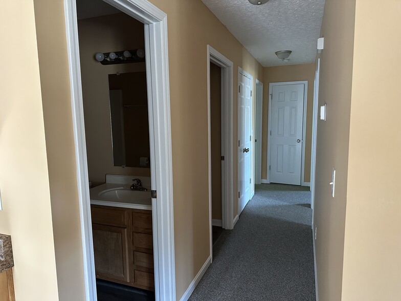 Building Photo - 5103 Constance Dr