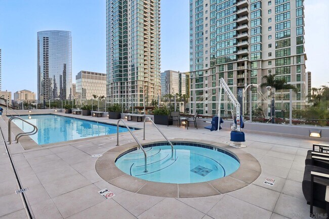 Building Photo - 1262 Kettner Blvd