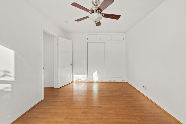 Building Photo - "Charming 2-Bedroom Retreat on Douglas Ave...