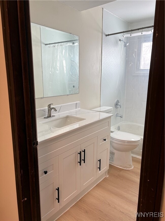 Building Photo - 431 Kaymar Dr