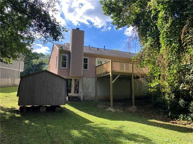 Building Photo - 1215 Oak Forest Ct SW