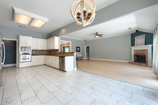 Building Photo - 1865 Farm to Market Rd 552