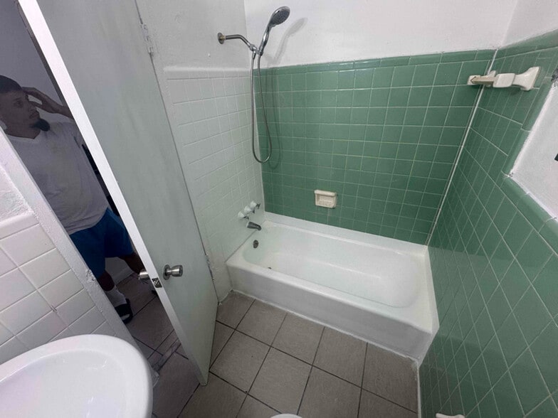 Building Photo - 7000 NW 8th Ave