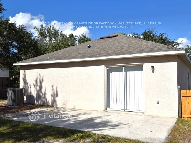 Building Photo - 10436 Opus Dr