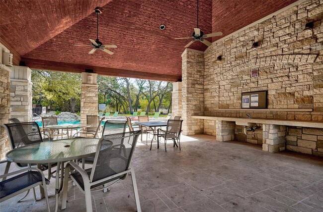 Building Photo - 10300 Morado Cove