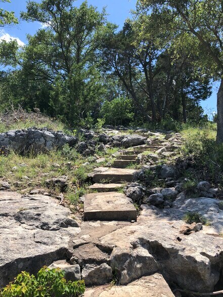 Beautiful, private HOA lake access - 1226 Amanda Dr