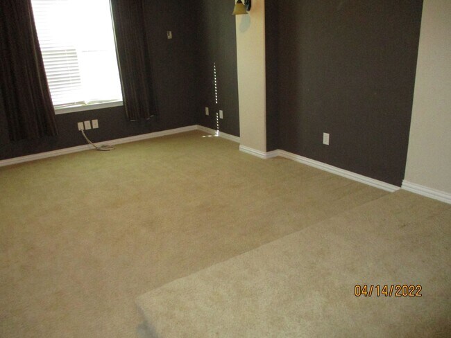 Building Photo - 2505 Mesa Glen Dr