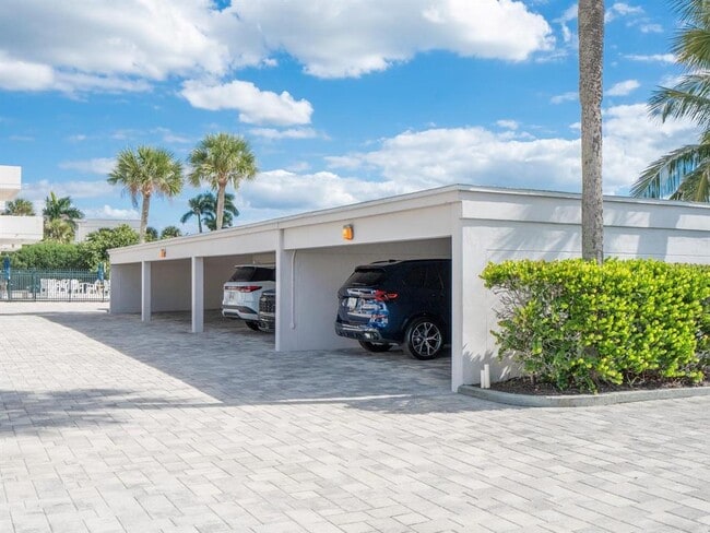 Building Photo - 5400 Ocean Blvd