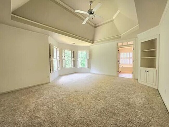 Building Photo - 10795 Cauley Creek Dr