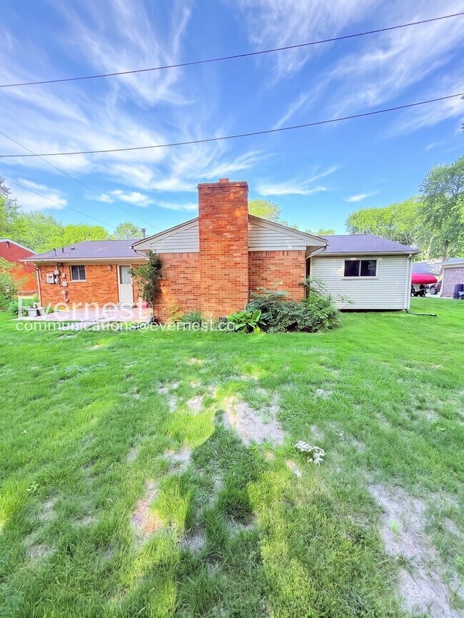Building Photo - Modern 2-Bedroom, 2-Bath Home with Spacious Garage, Cozy Patio & Pet-Friendly Living – Available ...