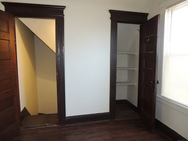 Building Photo - 125 Wilson St