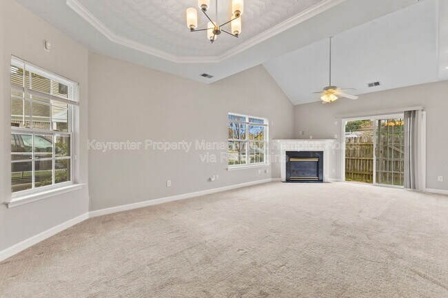 Building Photo - 5129 Maracas Arch