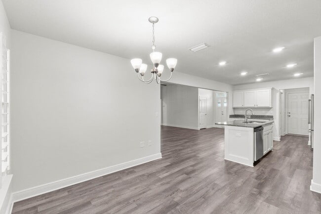 Building Photo - 5747 Marigold Loop