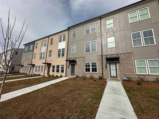 Building Photo - 2698 Whistler Wy NE