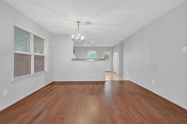 Building Photo - 702 Heatherton Hill Ln