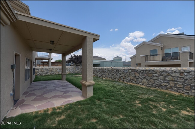 Building Photo - 11420 Victor Flores Pl
