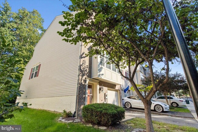 Building Photo - 8329 Autumn Crest Ln