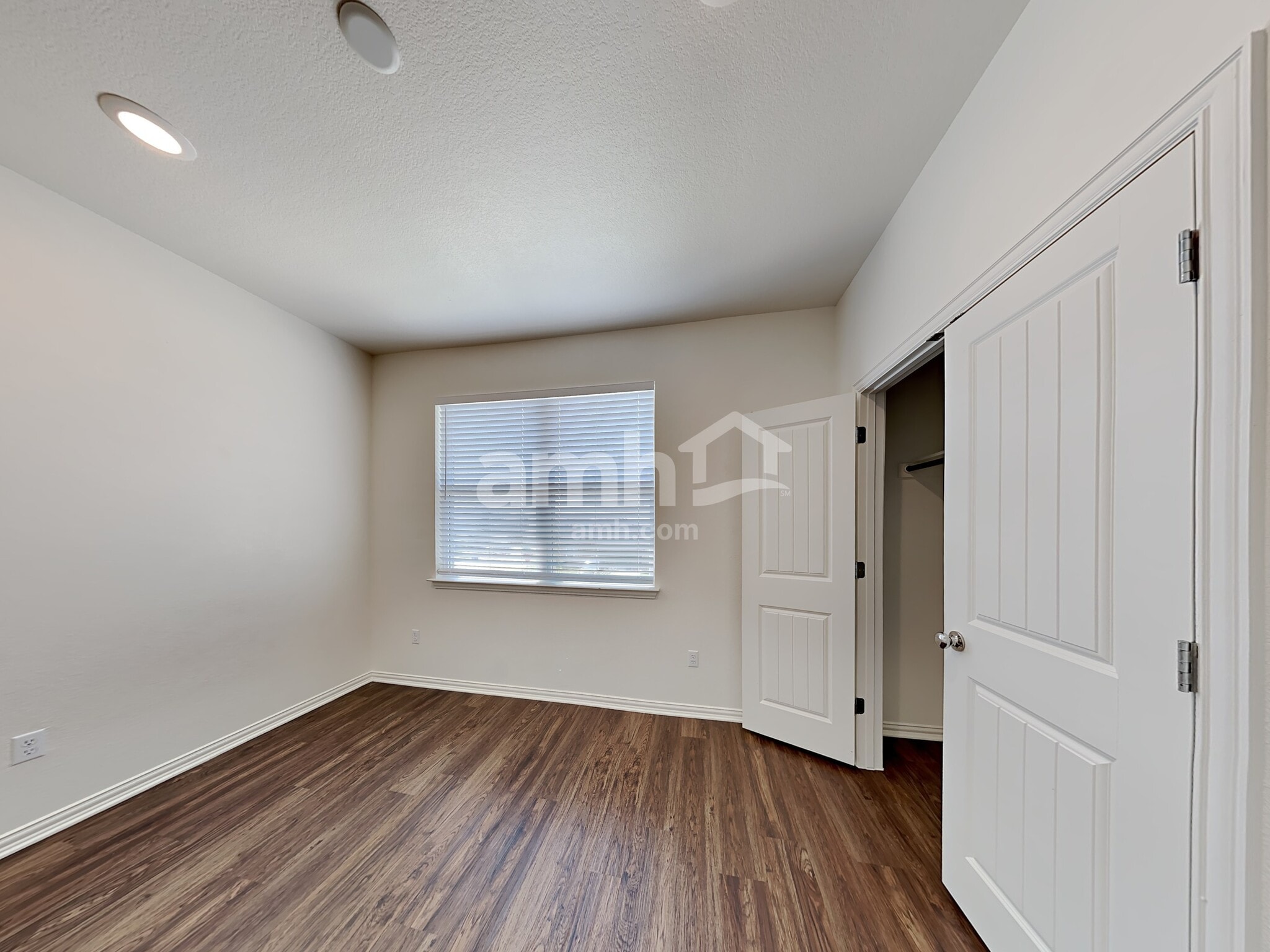 Building Photo - 168 Pebble Creek Run