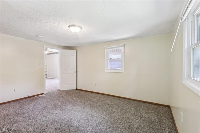 Building Photo - 1254 Welsh Ave