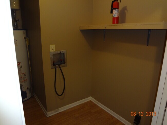 Building Photo - 152 Kendrick Ct