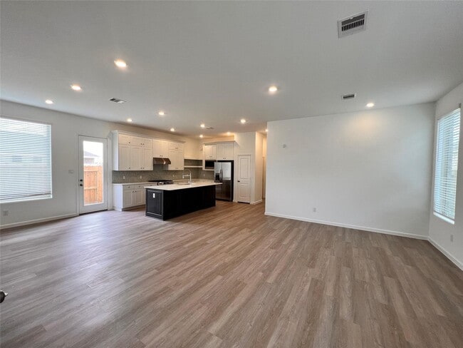 Building Photo - 27023 Golden Isle Ln